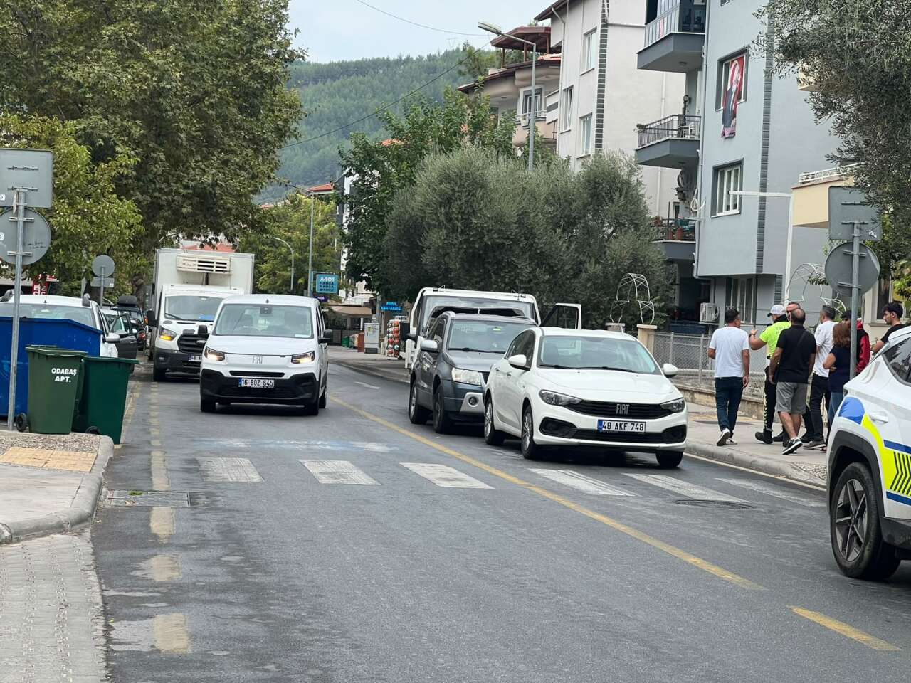 Muğla’da Yağış Kazayı Beraberinde Getirdi: Üç Araç Birbirine Girdi